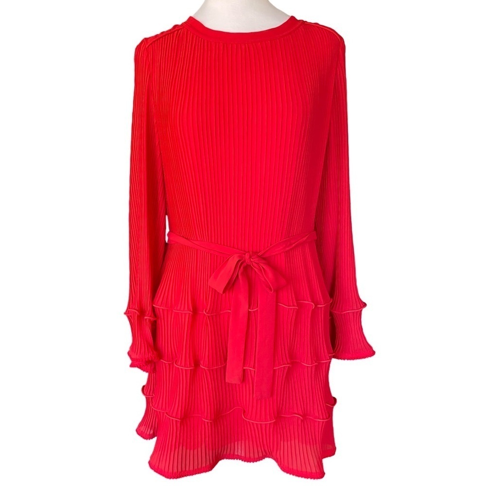 The Clothing Company Red Pleated Long Sleeve Dress Women’s Size Medium
